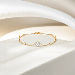Midnight Enchanted - Lab Diamond Clover Bracelet