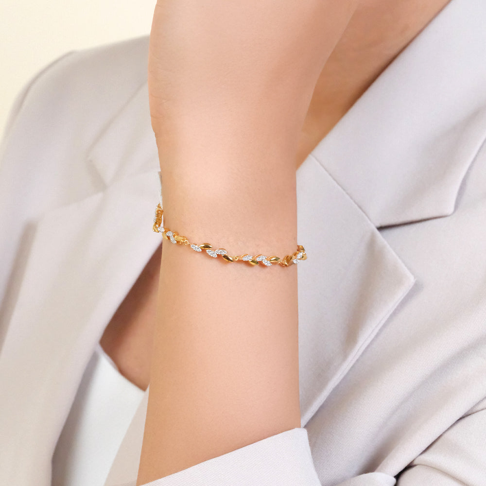 Whispering Leaf - Lab Diamond Tennis Bracelet Secondary image