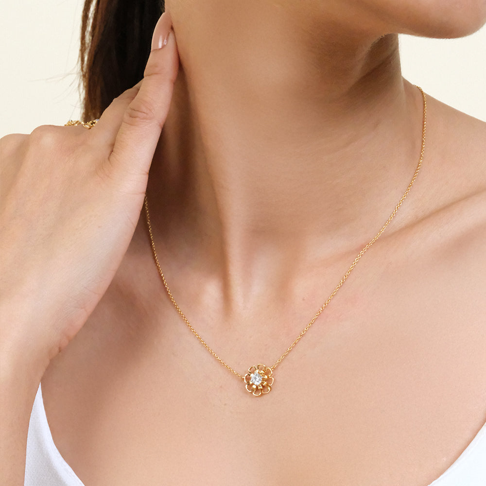 Golden Edge - Lab Diamond Solitaire Necklace Secondary image