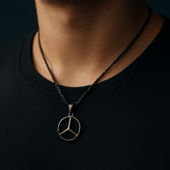 Luxury Drive Pendant Necklace – Matte Black Edition