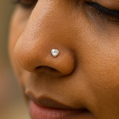 HeartGlow™ Silver Crystal Nose Stud