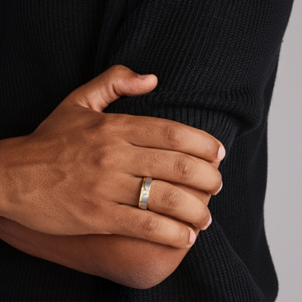 Curved Crest - Lab Diamond Men's Ring Secondary image