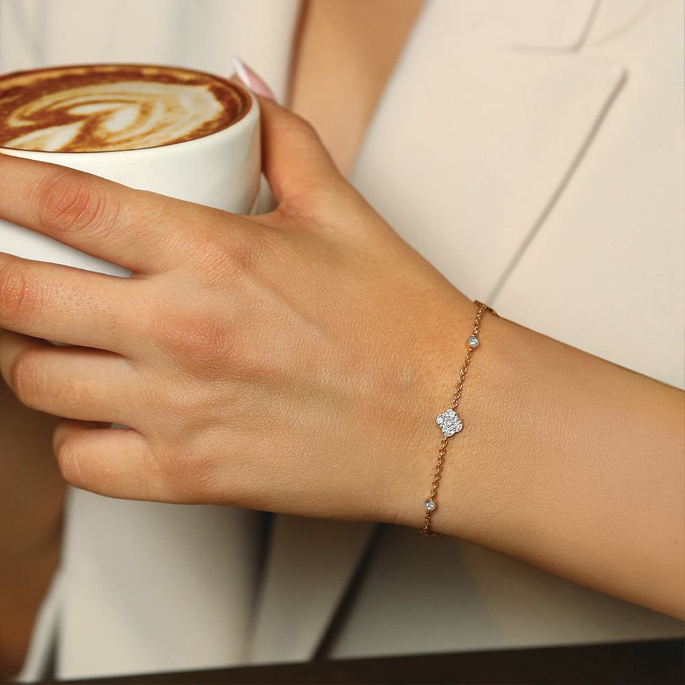 Midnight Enchanted - Lab Diamond Clover Bracelet Secondary image