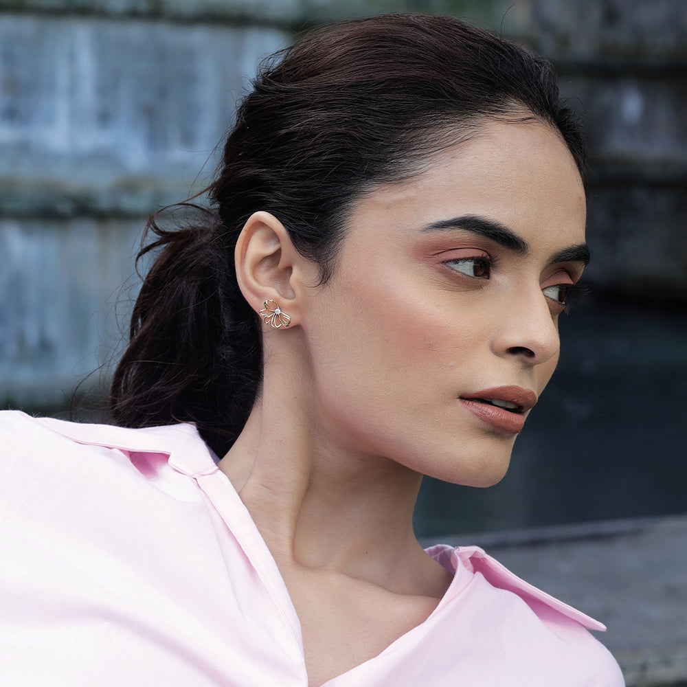 Petal Radiance - Lab Diamond Stud Earrings