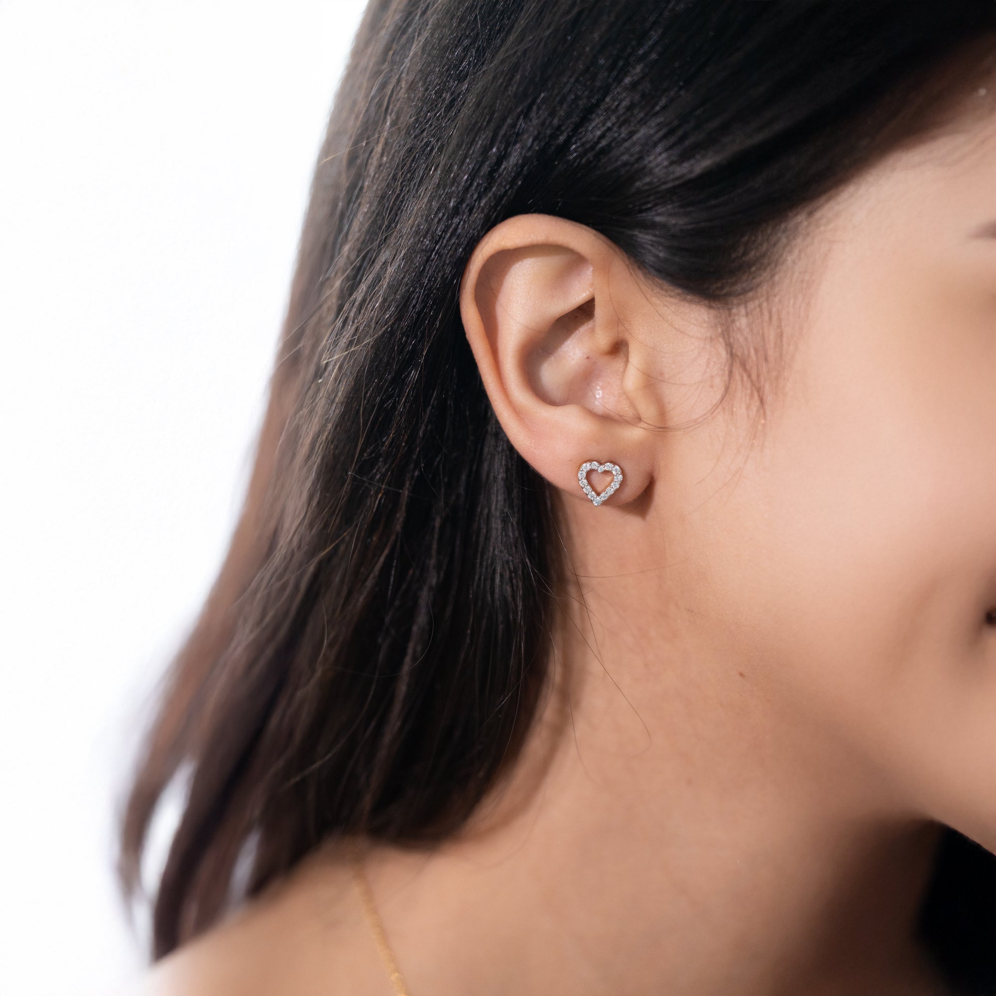Everlasting Heart - Lab Diamond Stud Earrings Secondary image