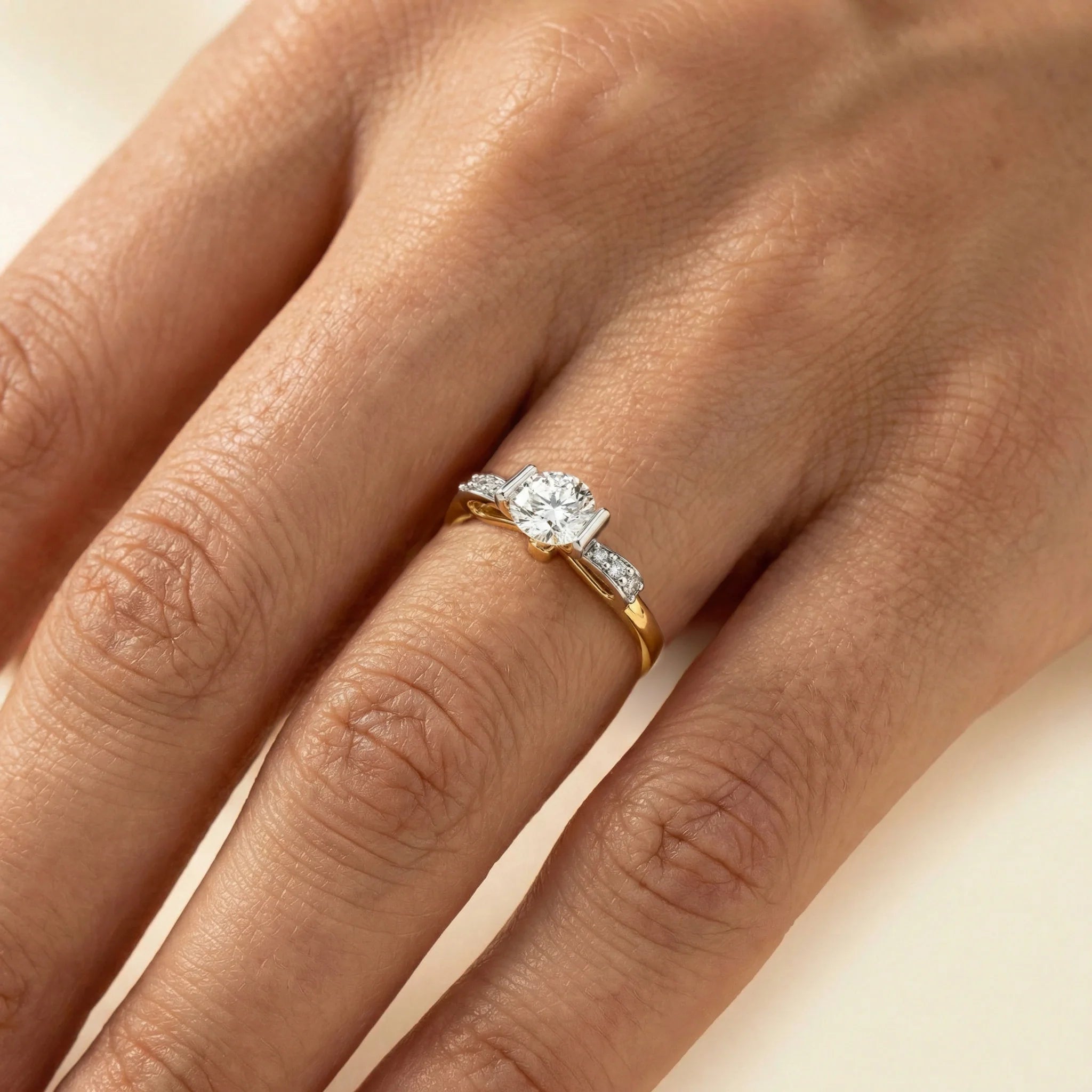 Solitaire Knot - Pure Gold Lab Diamond Ring Secondary image