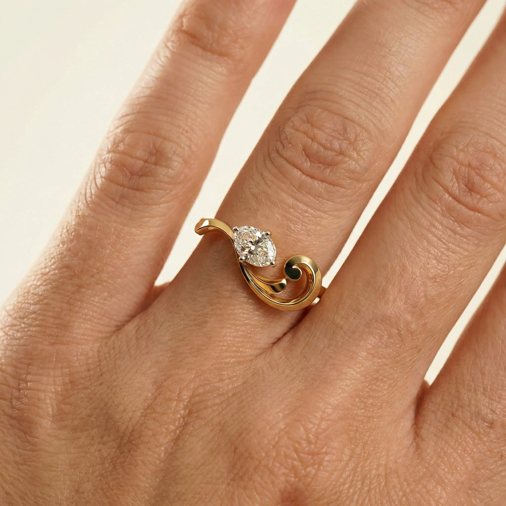 Baroque Grace - Pure Gold Oval Lab Diamond Ring