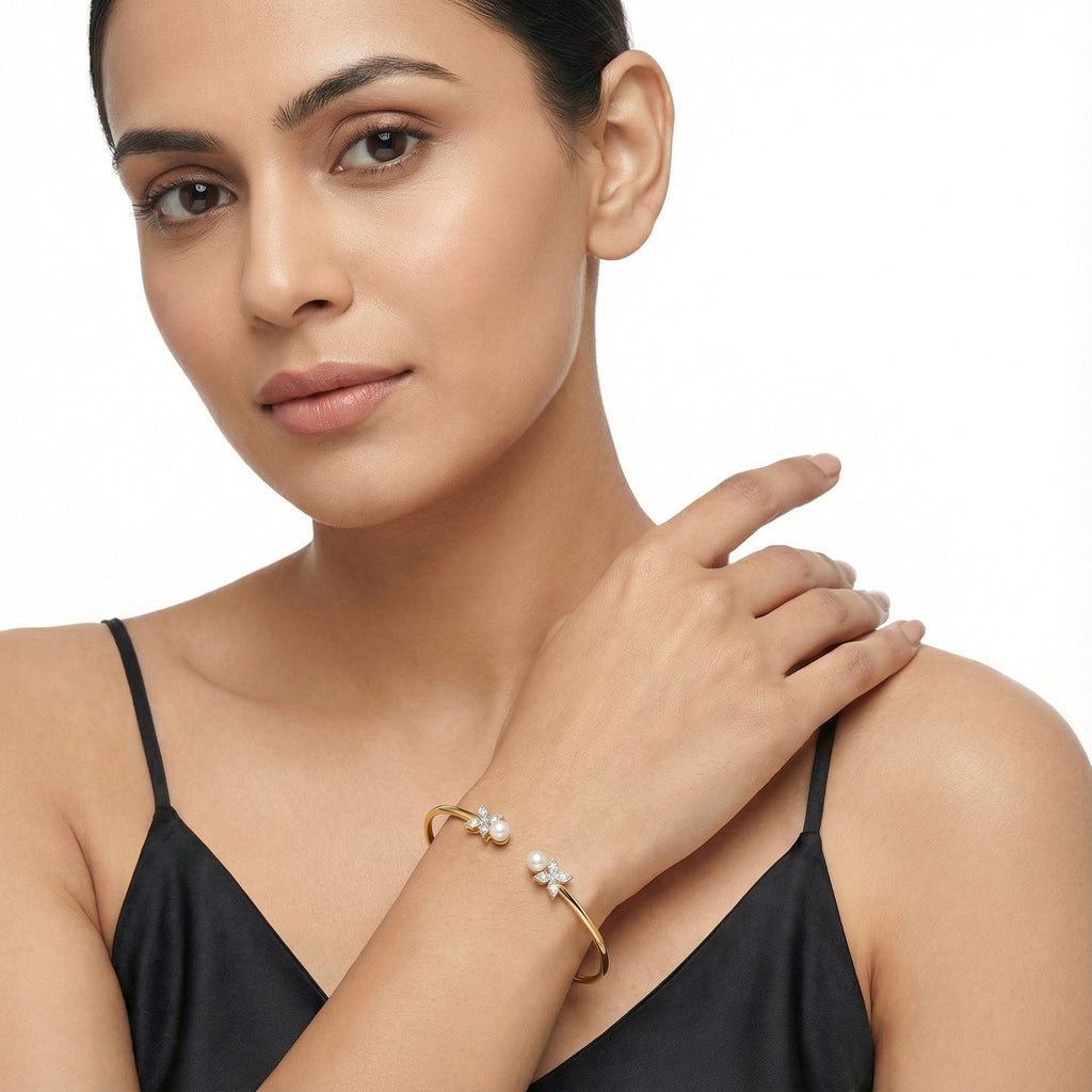 Winter Pearls - Lab Diamond Bangle