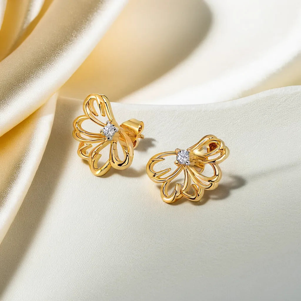 Petal Radiance - Lab Diamond Stud Earrings Main image