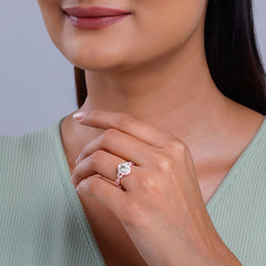 Rose Gold Wavy Oval Ring