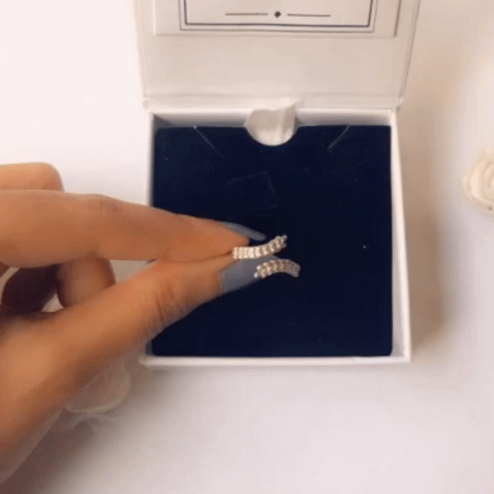 Silver Embrace Leaf Ring