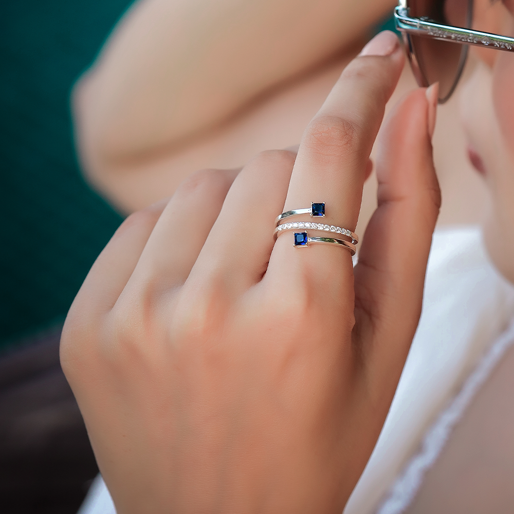 Spiral Blue Sapphire - Lab Diamond Cocktail Ring Main image